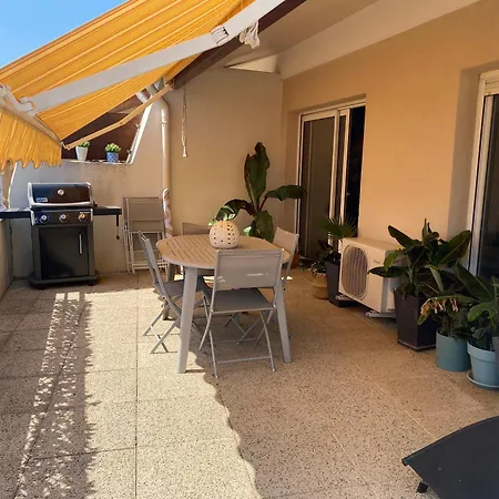 Adelice Apartment *
